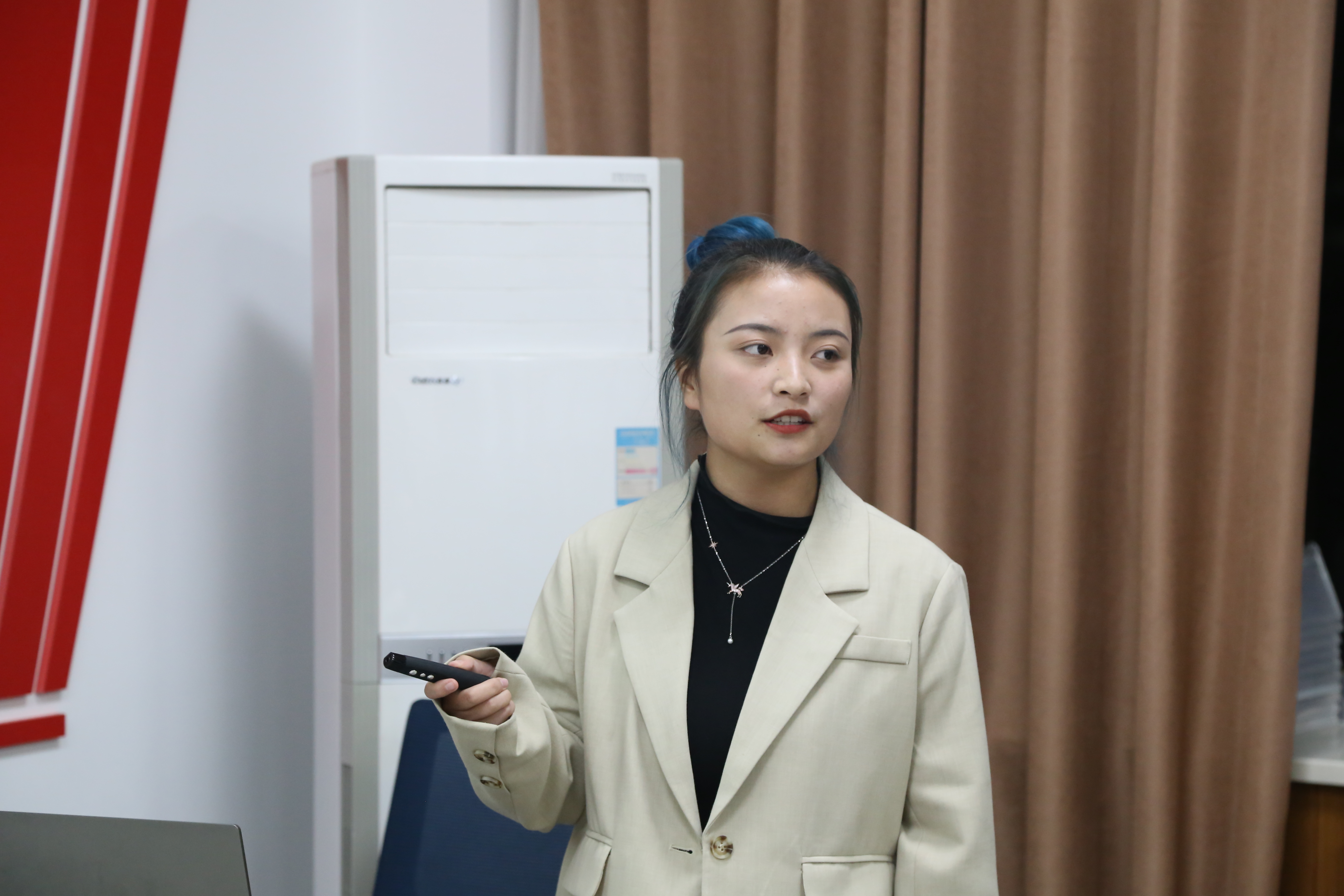 9d28acf5062e4114b628f6e09abc87a1.jpg 9d28acf5062e4114b628f6e09abc87a1.jpg