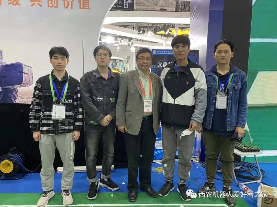 4061515fa06d454f85a20b694e82efdf.png 4061515fa06d454f85a20b694e82efdf.png