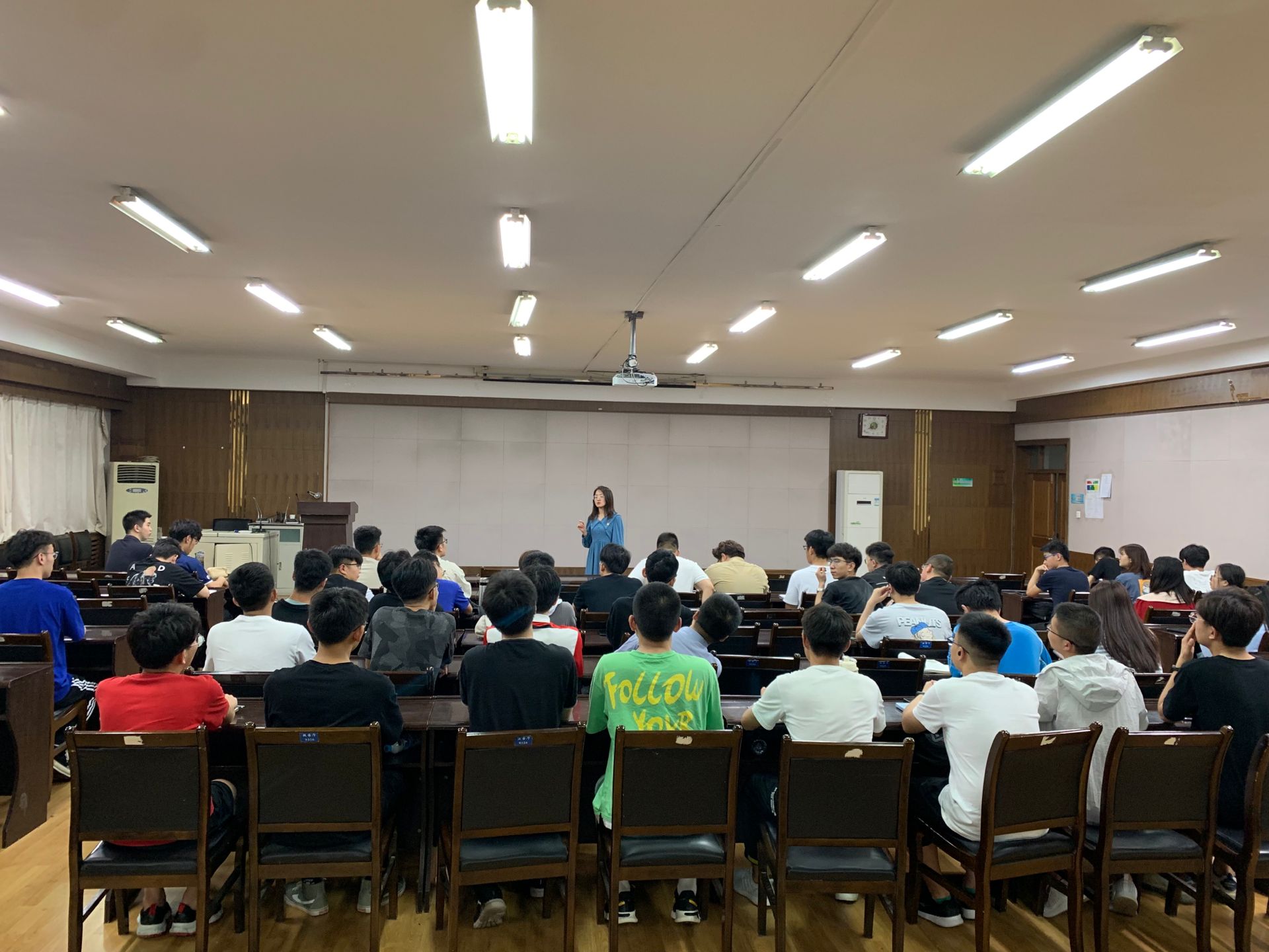 68ed2c07ab3247a59b87a3d8d3bf134b.png 68ed2c07ab3247a59b87a3d8d3bf134b.png