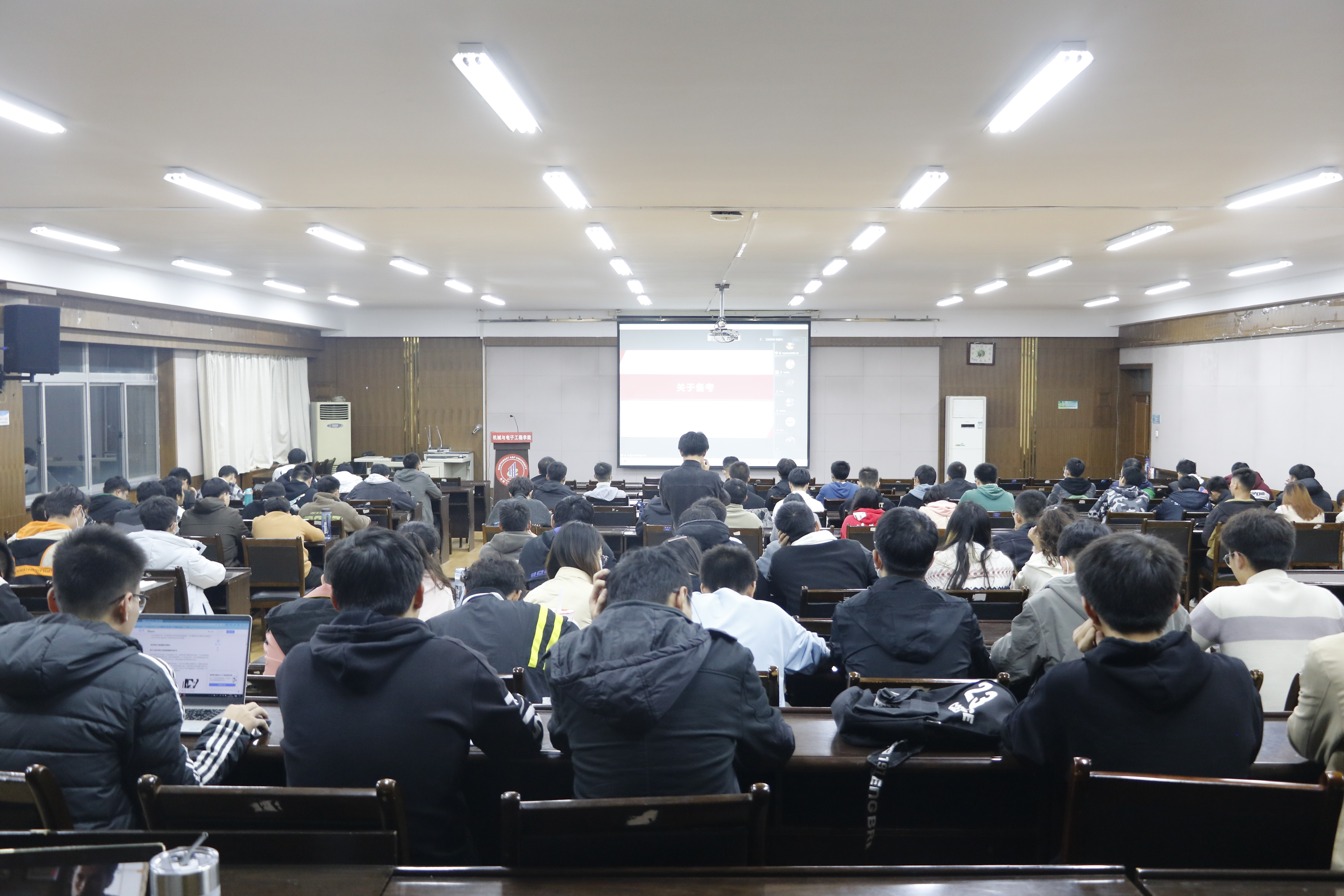 051c93738ea844b8954f5d0a5bab8d4b.jpg 051c93738ea844b8954f5d0a5bab8d4b.jpg